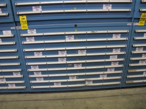 LISTA HEAVY DUTY 9-DRAWER PARTS CABINET W/ CONTENTS (W-50) LOADING & HANDLING FEE $25-